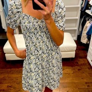 H&M Romantic Puff Sleeve Floral Dress